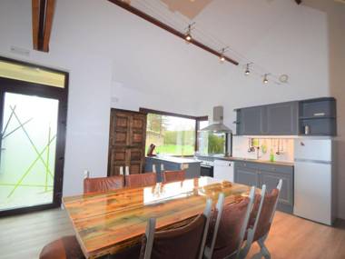 Beautiful and spacious holiday home with pétanque court and countryside views