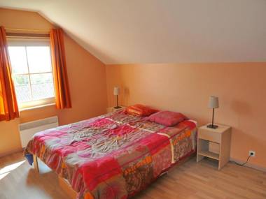 Comfortable modern holiday home with spacious garden and sauna