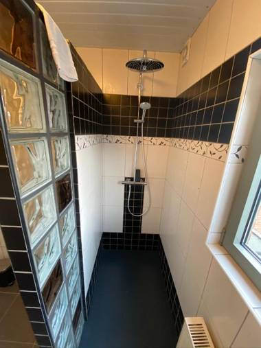 J and R Brussels City Apartment