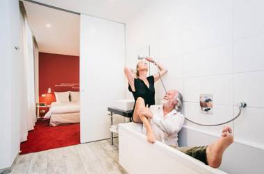 Pacific Hotel - City Center