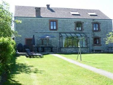 Spacious Holiday Home in Humain with Garden