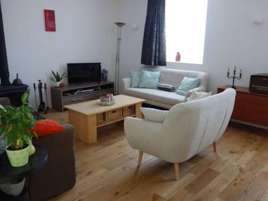 Charming Holiday Home in Zuienkerke with Garden