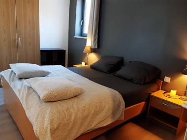 Tasteful Holiday Home in Loppem with Jacuzzi