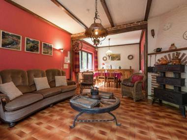 Luxurious Holiday Home in Waimes with Private Garden