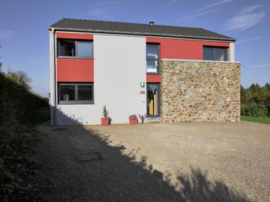 Wonderful Holiday Home in Ovifat with Sauna