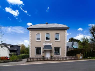 Spacious mansion in Waimes with sauna