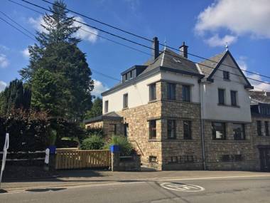 Large luxury holiday villa for large groups with sauna and fitness