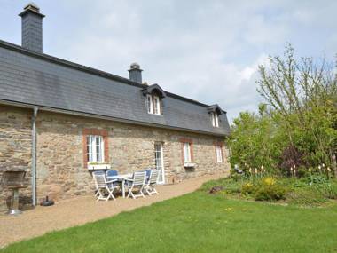 Provincial Cottage with Private Garden in Waimes