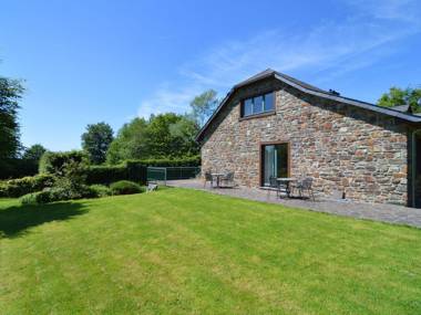 Charming Holiday Home in Robertville with Steambath