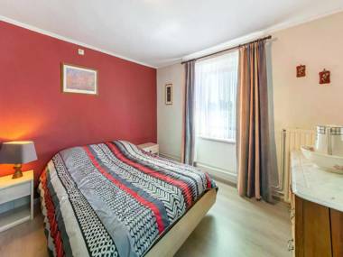 Pretty house in the Ardennes with swimming pool games room!