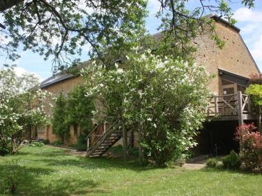 Unique and charming holiday home in the Ardennes with garden and play areas near Virton