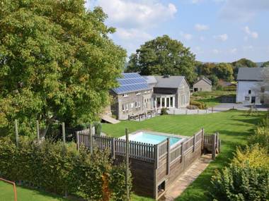 Luxurious Detached Villa in Vielsalm with Swimming Pool