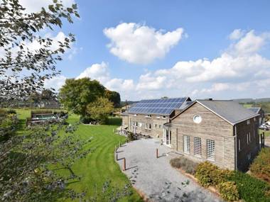 Luxurious Detached Villa in Vielsalm with Swimming Pool