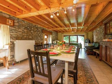 Renovated farmhouse from 1832 with beautiful view of winter sports area