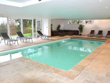 Stately Chalet in Stoumont with Pool & Sauna