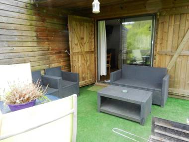 The charm of a wooden chalet with a magnificent view not far from Spa