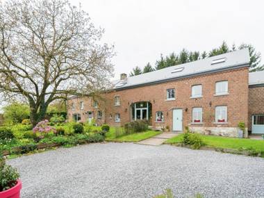 Modern Holiday Home with Garden in Ciney