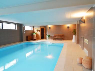 Luxurious Holiday Home in Profondeville Ardennes with Sauna