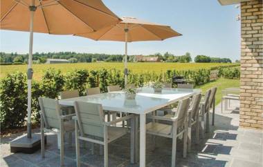 Holiday Home Poperinge with Sauna I