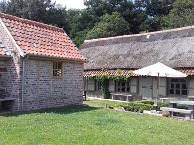 Snug authentic farm house with trampoline and table tennis peaceful