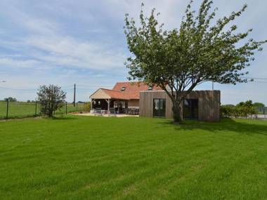 Gorgeous country house with giant garden and views of the fields.