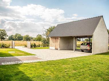 Serene Mansion in Peer with Terrace