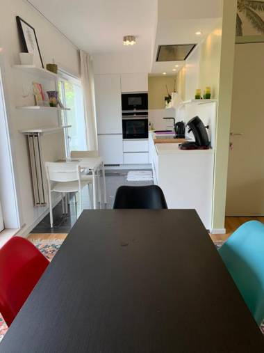 Studio Poppies balcony free Parking