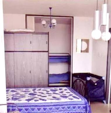 One bedroom appartement with sea view and balcony at Nieuport 1 km away from the beach