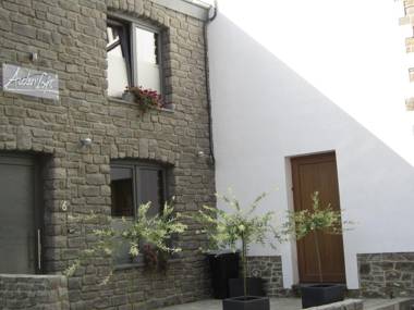 Pleasing Holiday Home in Awenne with Terrace