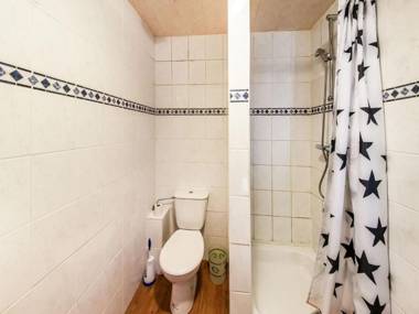 Charming Holiday Home in Awenne with a Beautiful Terrace