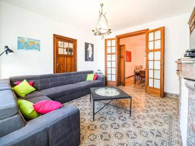 Vintage Holiday Home in Frasnes with Garden