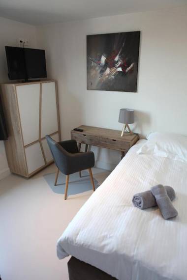 Elberg Hotel & Apartments