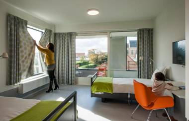 Hotel Middelpunt - Gratis Parking - Free Parking