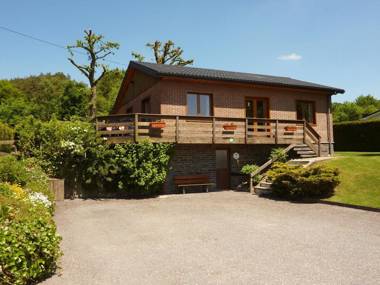 Charming house with sauna and many other amenities in a quaint environment