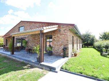 New tasteful family home centrally located between Breskens and the coast.