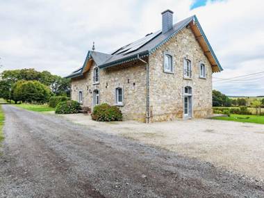 Wonderful Holiday Home in Saint-Hubert with Sauna