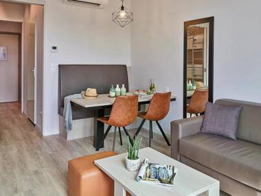 Modern apartment with a dishwasher at 1 km. from Jabbeke