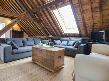 Elegant Apartment in Houyet with Terrace