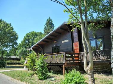 Inviting Holiday Home a drive from Cave of Lorette Namur and Parc Naturel Rgional des Ardennes