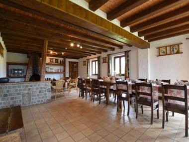 Spacious Holiday Home in Houffalize with Barbecue