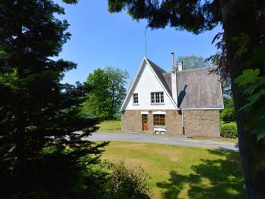 A superb cottage  in the middle of a natural park.