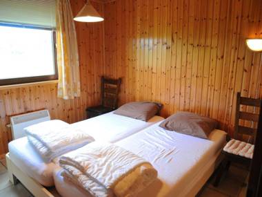 Child-friendly bungalow with large garden located in Hampteau