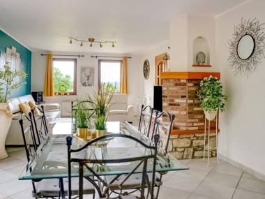 Holiday home near Hamoir with private heated pool