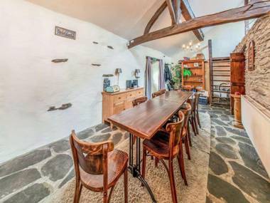 Characteristic and atmospheric semi-detached house with WiFi near Luxembourg