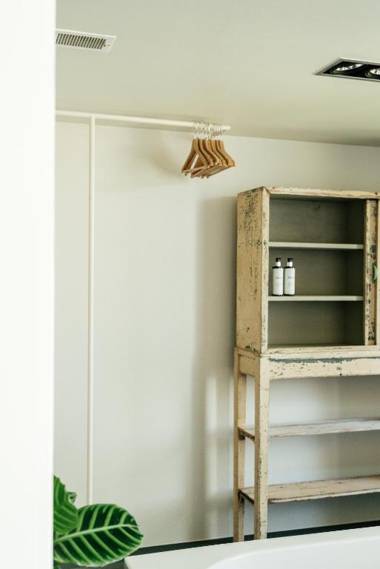 Chambre d'Amis by Alix