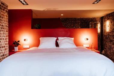 Chambre d'Amis by Alix