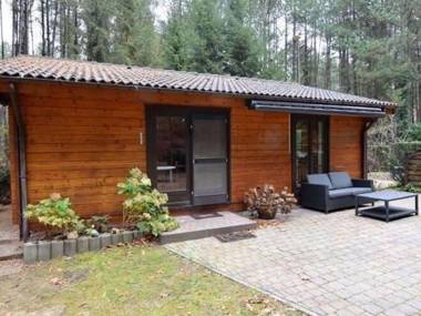 Cozy Chalet in Nijlen with Large Garden