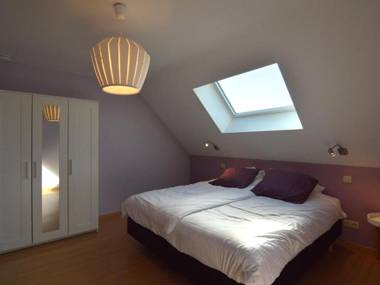 Luxurious Villa in Stavelot with Sauna and Outdoor Pool