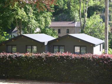 A chalet for re-energising in peace not far from Durbuy. All fees included!