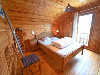 Pleasant detached chalet with sauna near Durbuy